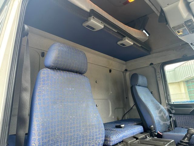 Odtahové vozidlo MAN 8.180 / Seilwinde / Rampen