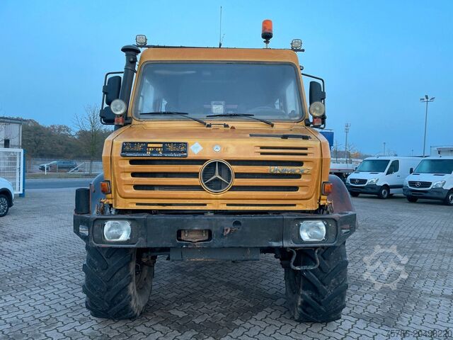 Veokile paigaldatud kraana MERCEDES-BENZ U 5000 Doka Pritsche/ PK 10.502 A/ AC/ AHK/ EU 3