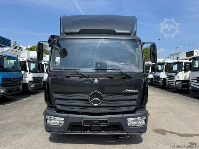 Furgon i mbyllur MERCEDES-BENZ ATEGO 818 L Koffer 7,20 m LBW 1 T*SEITENTÜR