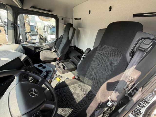 Flatbed truck with tarp MERCEDES-BENZ ACTROS 1832 L TAUTLINER 7,40 m LBW 1,5 T