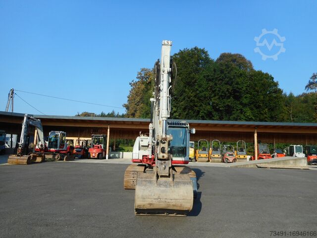 Pásové rýpadlo Takeuchi TB 2150 ( 15.095kg ) mit Schwenkarm