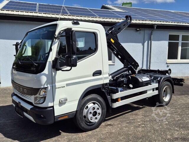 Pojazd hakowy Telehoist Fuso Fuso Canter 7C18 City Abrollkipper AHK Kurz