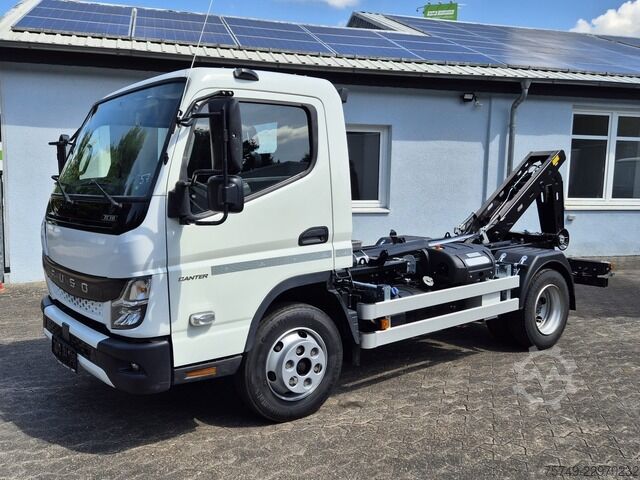 Pojazd hakowy Telehoist Fuso Fuso Canter 7C18 City Abrollkipper AHK Kurz