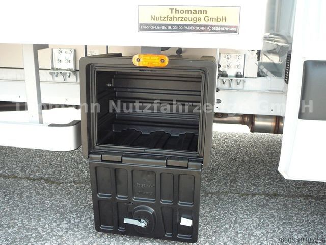 Refrigerator body van MERCEDES-BENZ Sprinter 317 CDI Kühlkoffer LBW Xarios 300 GH