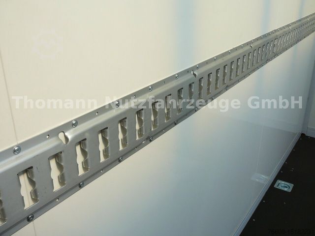 Transporter mit Koffer FORD Transit Koffer Ladebordwand Klima Temp. DAB