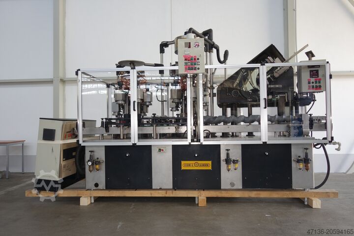 آلة طي وتركيب الكبسولات للشمبانيا Robino & Galandrino Aufsetzer u. Anfalter