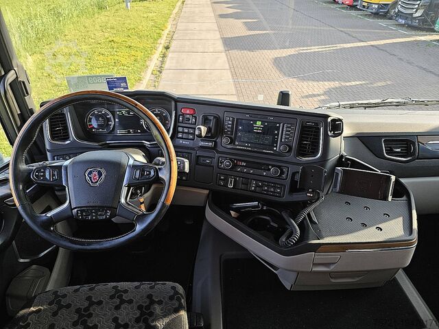 Standard SZM SCANIA R540 6X2 RET. ADR PTO