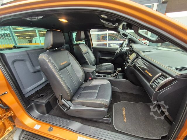 ピックアップ Ford Ranger 2.0 TDCI 4X4 BiTurbo WildTrak/ Leer/ Nav...