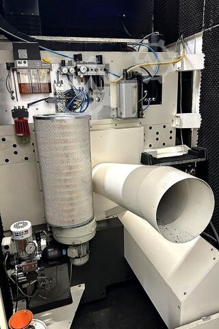 مركز بالقطع العمودي Röders Tec RFM 600 DS
