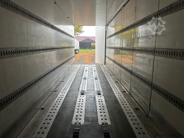 Poluprikolica hladnjača  VAN_ECK