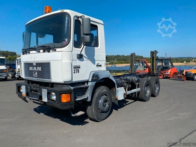 Rangka truk MAN 26.293 6x4