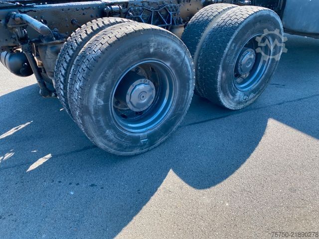Rangka truk MAN 26.293 6x4