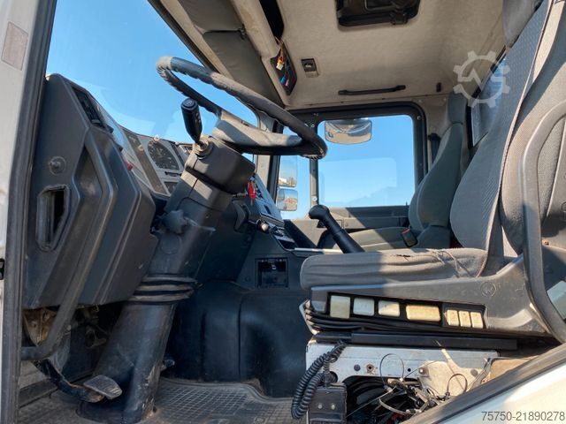 Rangka truk MAN 26.293 6x4