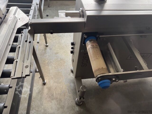 Filling machine + forming machine + separator Kompletna linia do produkcji hamburgerów Roobot 500 + FM250 + SC261