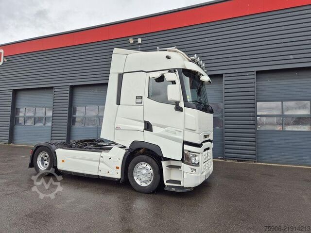 Unit traktor standar Renault T-High