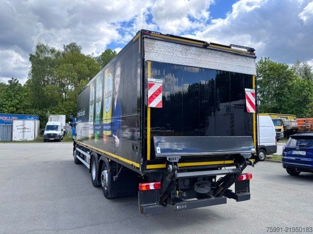 LKW mit Getränkeaufbau MERCEDES-BENZ Antos 3-Achser MB 2533 mit Geränkekoffer und LBW