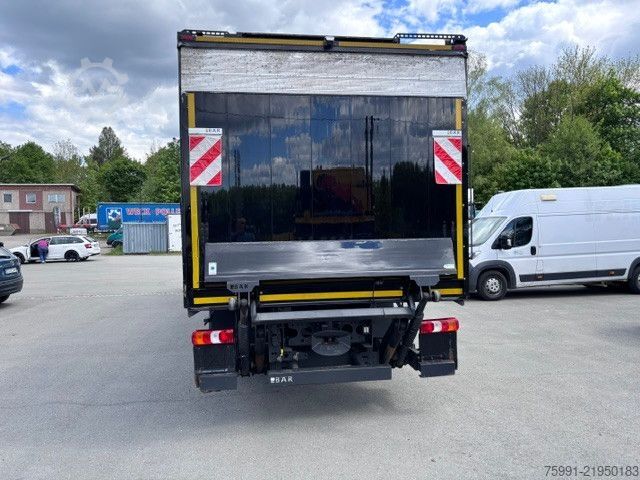 LKW mit Getränkeaufbau MERCEDES-BENZ Antos 3-Achser MB 2533 mit Geränkekoffer und LBW