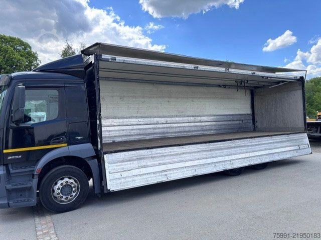 LKW mit Getränkeaufbau MERCEDES-BENZ Antos 3-Achser MB 2533 mit Geränkekoffer und LBW