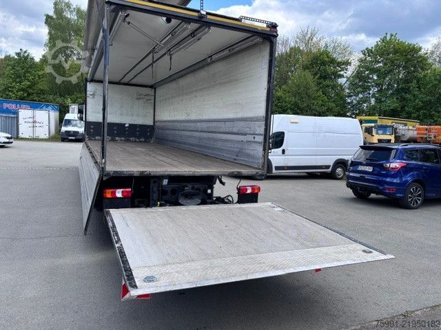 LKW mit Getränkeaufbau MERCEDES-BENZ Antos 3-Achser MB 2533 mit Geränkekoffer und LBW