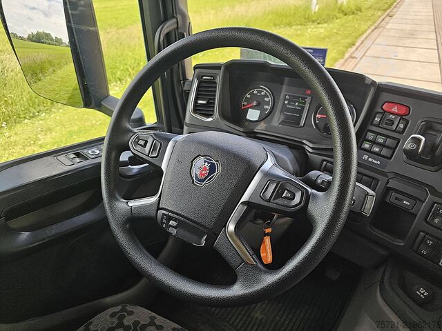 Terpal geser SCANIA P320 6X2*4 TAILLIFT AIRCO