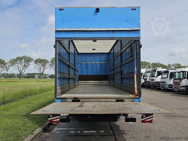 Terpal geser SCANIA P320 6X2*4 TAILLIFT AIRCO