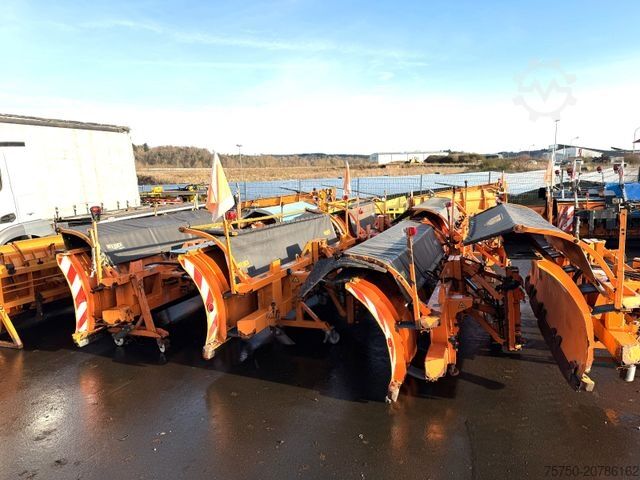 Грузовик специального назначения Schneepflüge Beilhack, Drutzel, Küpper Weisser,