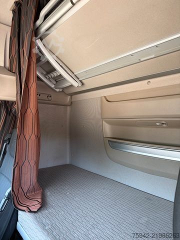 Τυπική μονάδα τράκτορα DAF XF 480 SSC RETARDER STANDKLIMA ALCOA