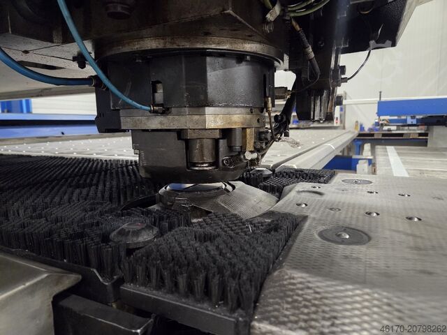 Punzonadora y cizalladora TRUMPF TruMatic 500 R