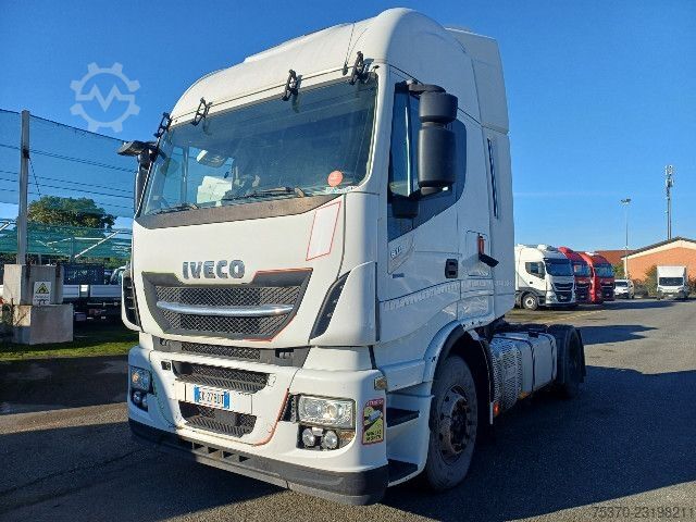 Standaard trekker IVECO 440S51