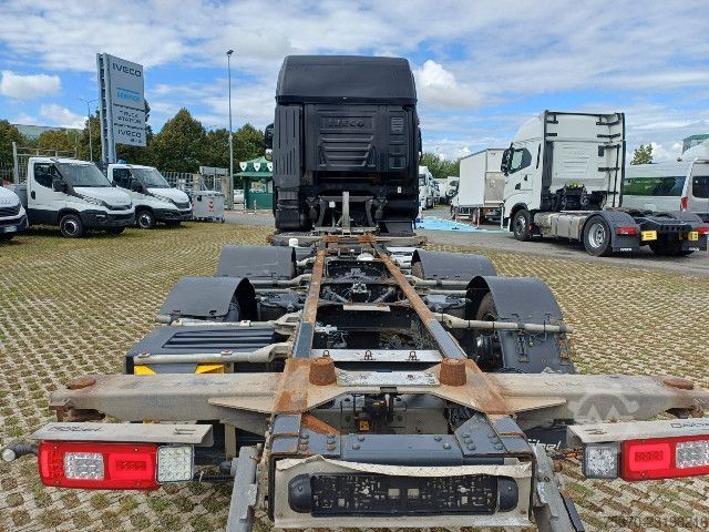Камион со заменлива надградба IVECO S-WAY AS260S48Y/FS