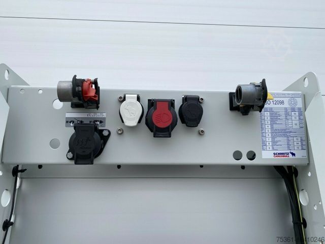 Otvorena poluprikolica sa ceradom SCHMITZ CARGOBULL SCS -MIETE ab 650 ¤, XL + Getränke + DC