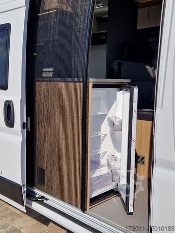 Kastenwagen Wohnmobil / Campervan PÖSSL Summit 640 Premiumpaket Lithium Solar Markise