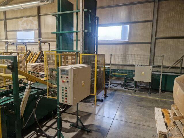 Pallet production machine Vector 