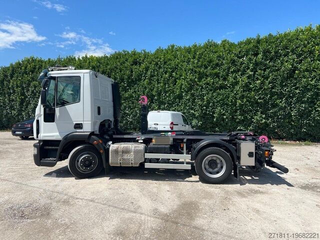 Āķa konteineru automašīna IVECO IVECO EUROCARGO 120E28 CON SCARRABILE NUOVO