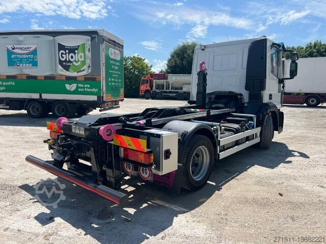 Āķa konteineru automašīna IVECO IVECO EUROCARGO 120E28 CON SCARRABILE NUOVO