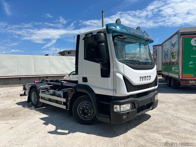 Āķa konteineru automašīna IVECO IVECO EUROCARGO 120E28 CON SCARRABILE NUOVO