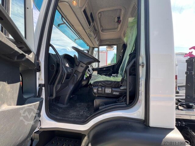 Āķa konteineru automašīna IVECO IVECO EUROCARGO 120E28 CON SCARRABILE NUOVO