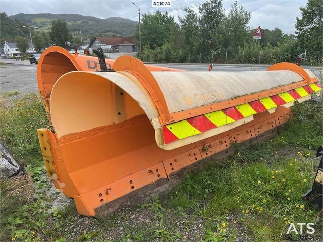 Tellefsdal M70 p 4000 plow w/ parallelogram Tellefsdal M70 p 4000 plow w/ parallelogram