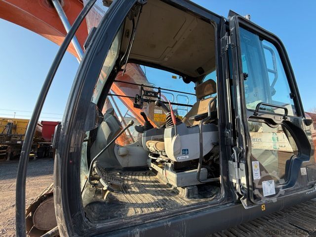 Verižni bager HITACHI ZX210LC-6 Kettenbagger 23,1 Ton *11.213 BTH