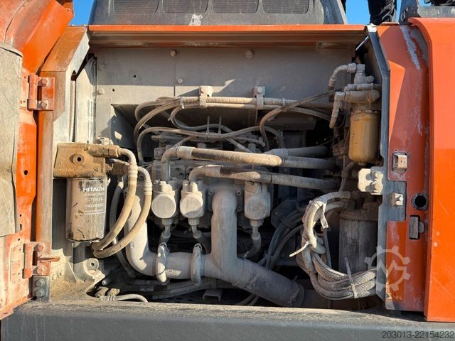 Verižni bager HITACHI ZX210LC-6 Kettenbagger 23,1 Ton *11.213 BTH