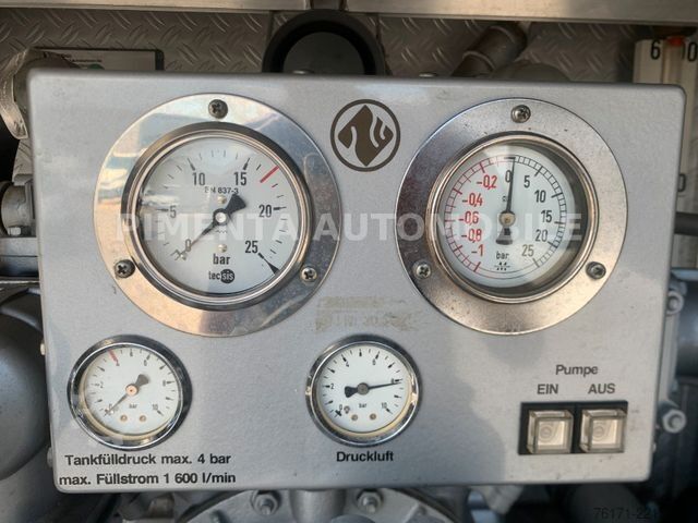 Škatlasti tovornjak MERCEDES-BENZ 917 AF / 4x4 /AHK / TOP ZUSTAND