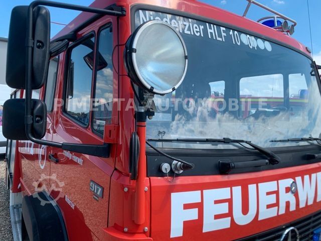 Škatlasti tovornjak MERCEDES-BENZ 917 AF / 4x4 /AHK / TOP ZUSTAND