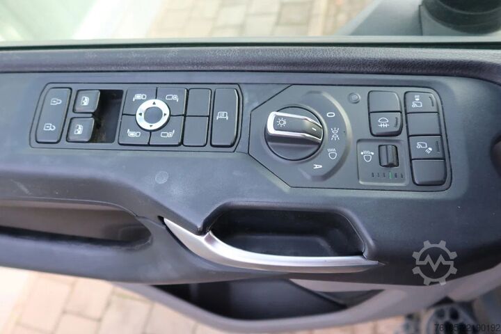 Maleta Scania P280 4x2 Bak + Dhollandia Klep 2000 KG