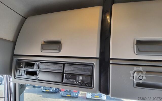 Standard-SZM Renault T520 6x2 13 LITER - 38-BRD-1 - 70 TON - GESTUUR...