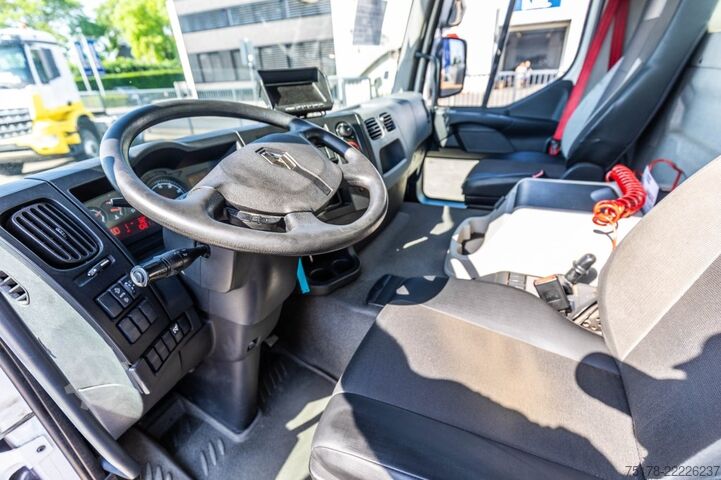 Koper RENAULT D 320+HAYON BAR 2 T.
