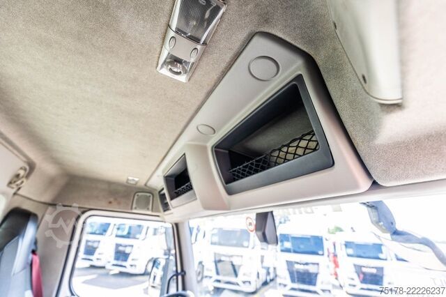 여행 가방 RENAULT D19 WIDE 320+HAYON BAR 2 T.
