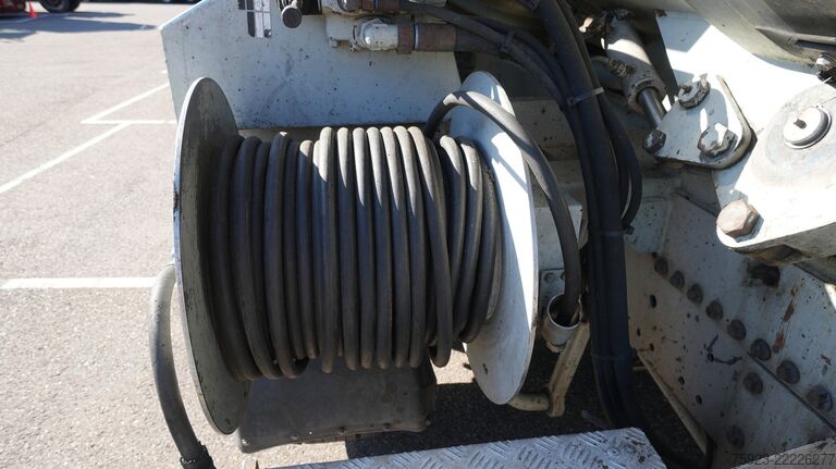 Tanker truck Mercedes-Benz ACTROS 2541 6x2 Vacuum high pressure tank