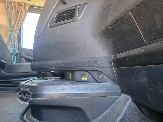 Tractora standard IVECO 480AS440ST/P, 2 Kreiis Hydraulik,Wartungsvertrag