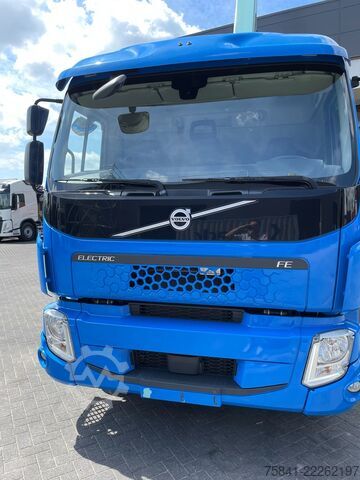 Kamion sa kranom Volvo FE FE ELECTRIC  6x2 Palfinger PK 14502-SH C + Z...