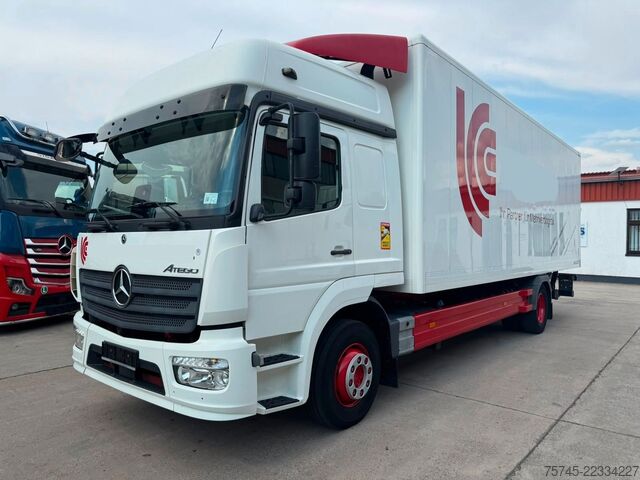 Kamion s sandukom MERCEDES-BENZ ATEGO 1530*KOFFER*LBW 2 TON*STANDKLIMA* 2 LIEGE